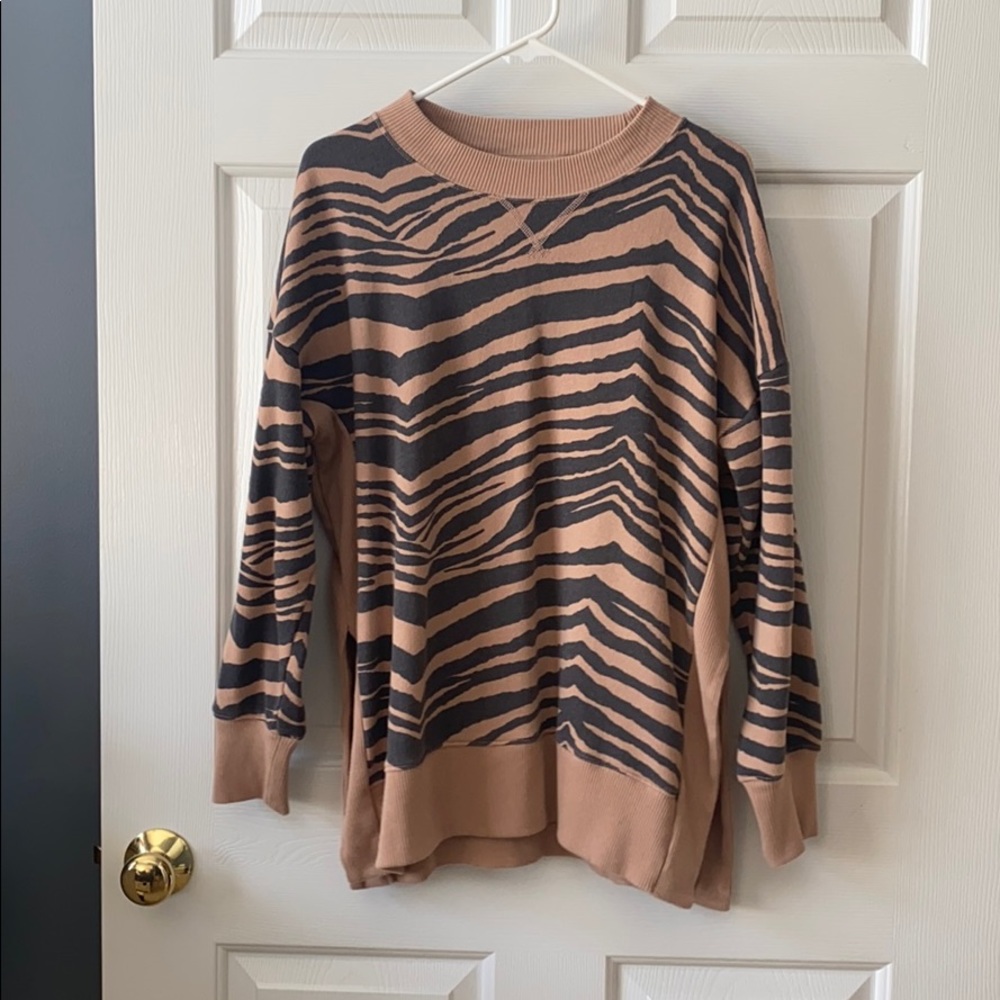 Aerie Zebra Print Sweatshrit